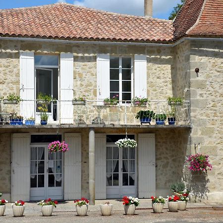 Saint-Colomb-de-Lauzun Chez Madeleine Bed & Breakfast エクステリア 写真