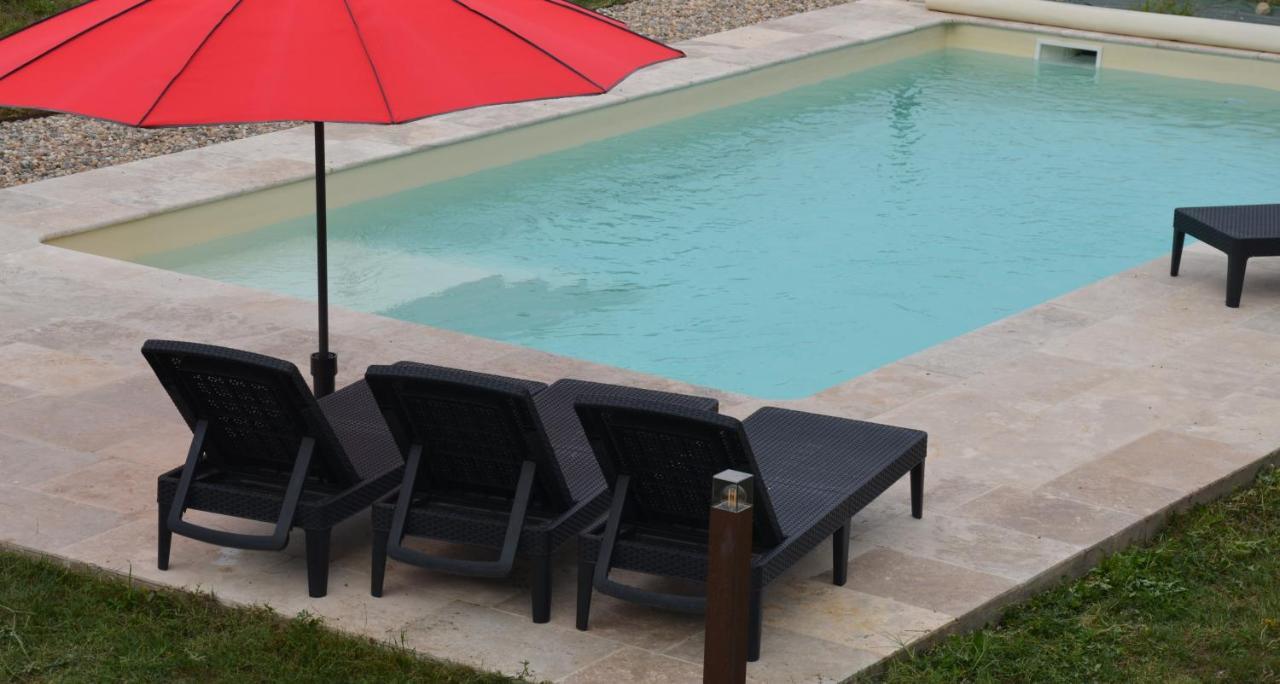 Saint-Colomb-de-Lauzun Chez Madeleine Bed & Breakfast エクステリア 写真