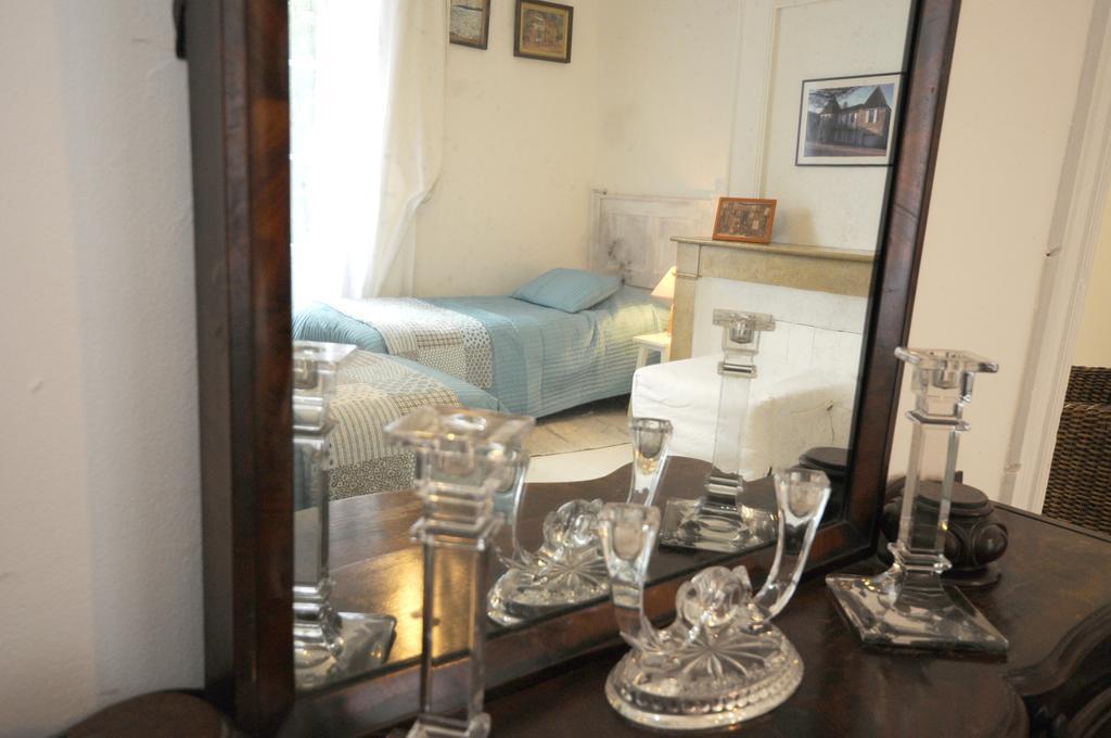 Saint-Colomb-de-Lauzun Chez Madeleine Bed & Breakfast エクステリア 写真